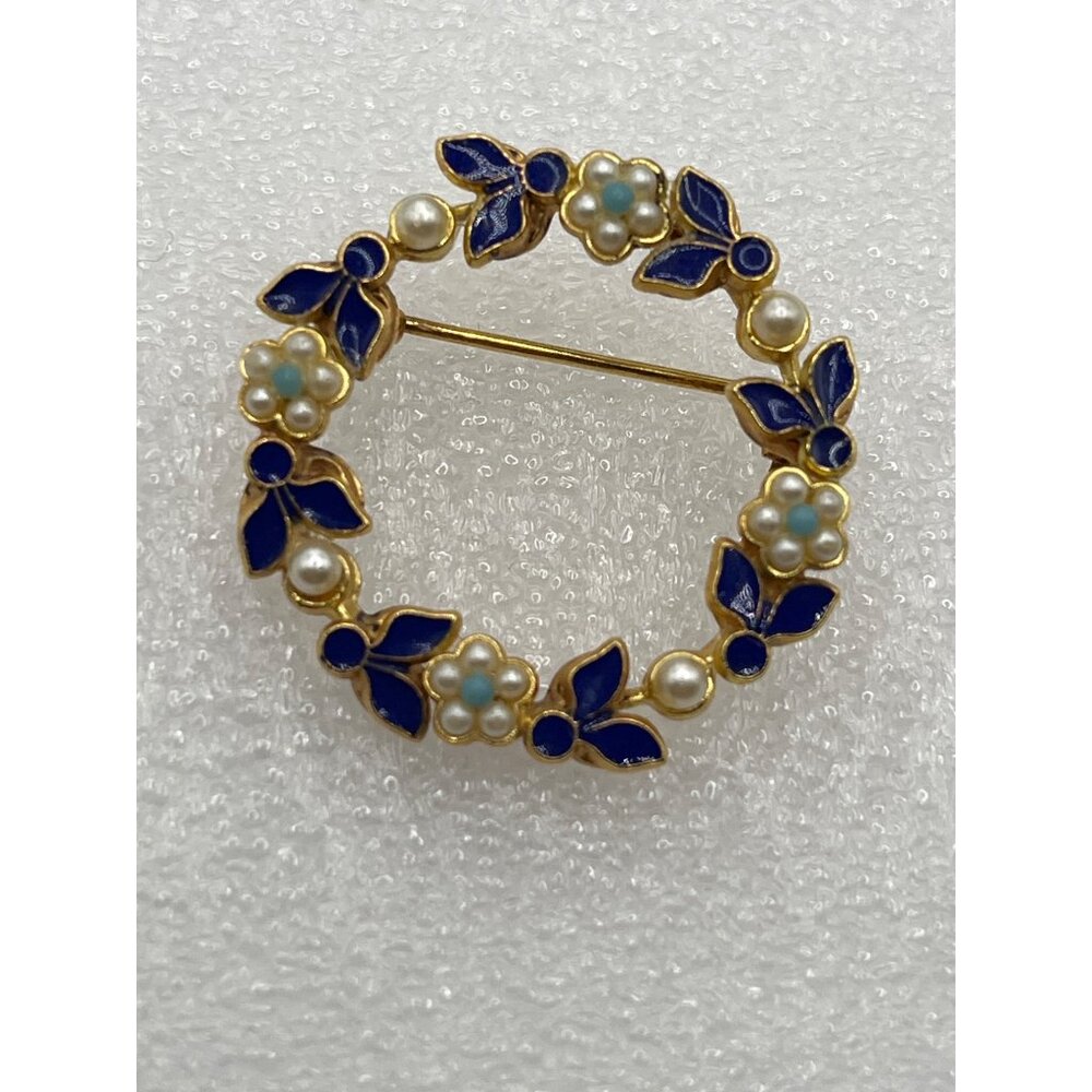 Vintage Blue Enamel Pearl GoldTone Wreath Brooch Beautiful Craftsmanship 1” Diam